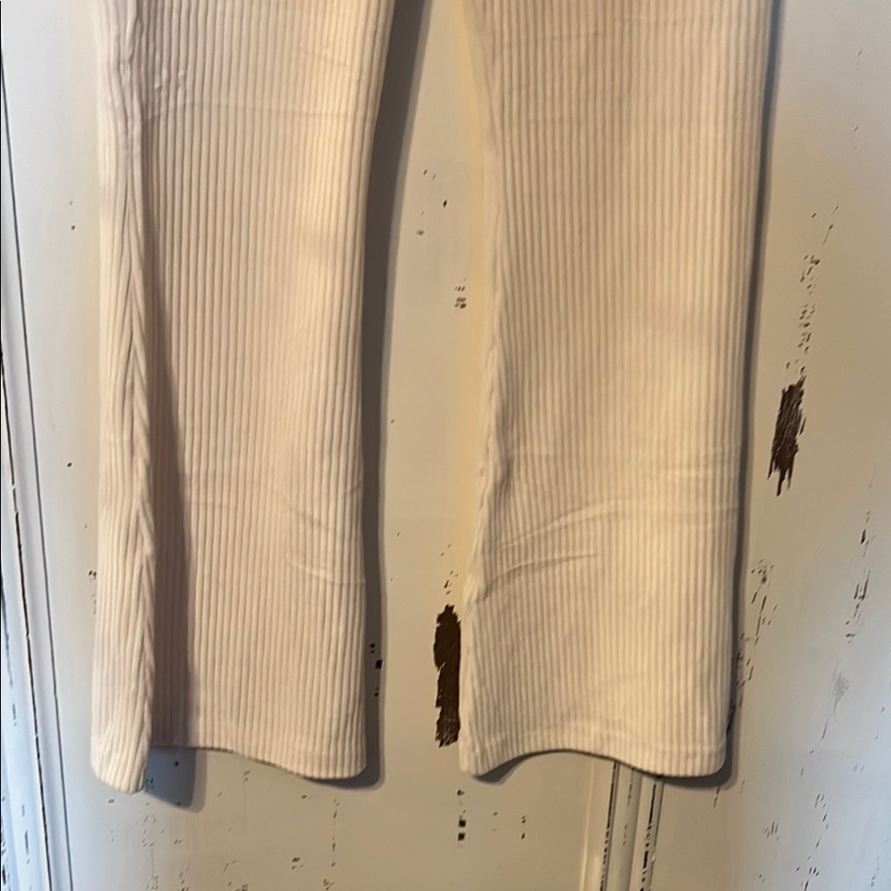 Aerie Cream Pants Soft Knit - Picture 6 of 10